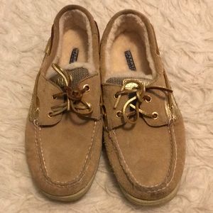 Fur lined Sperry top siders